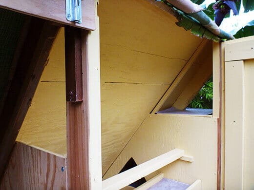Aloha to the New Tiki Coop! Two windows for cross-ventilation inside the coop