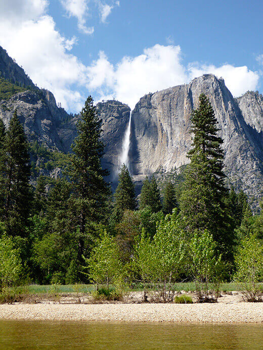Floating Through Yosemite Valley on the Merced Garden Betty