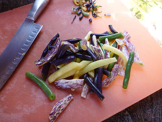 Three Bean Summer Salad Trim off ends and cut into bite-sized lengths