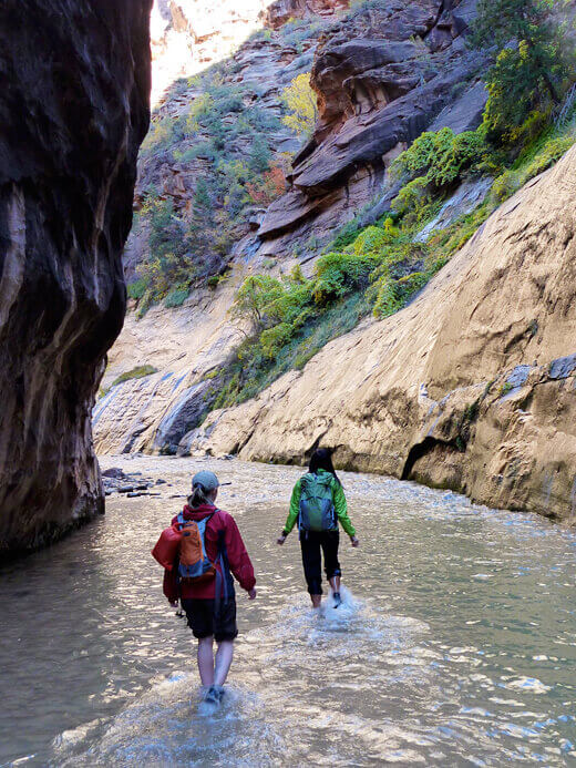 Hiking the Zion Narrows