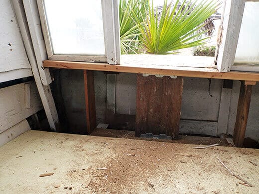 Reinforcing the entry way