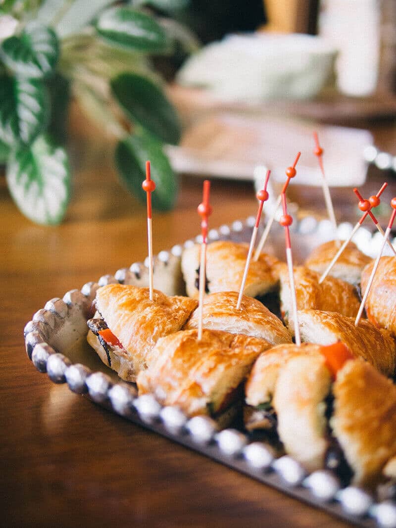 Roasted vegetable sandwiches with Restaurantware skewers