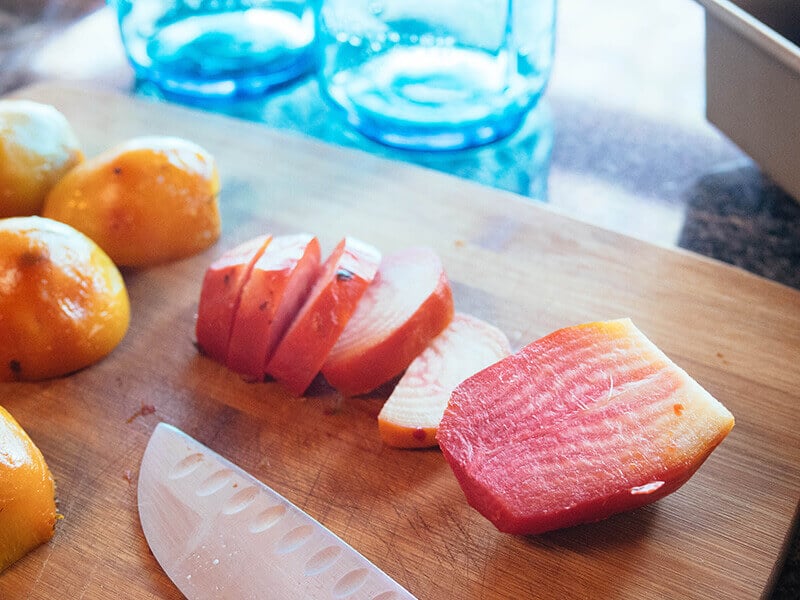 Slicing beets for pickling
