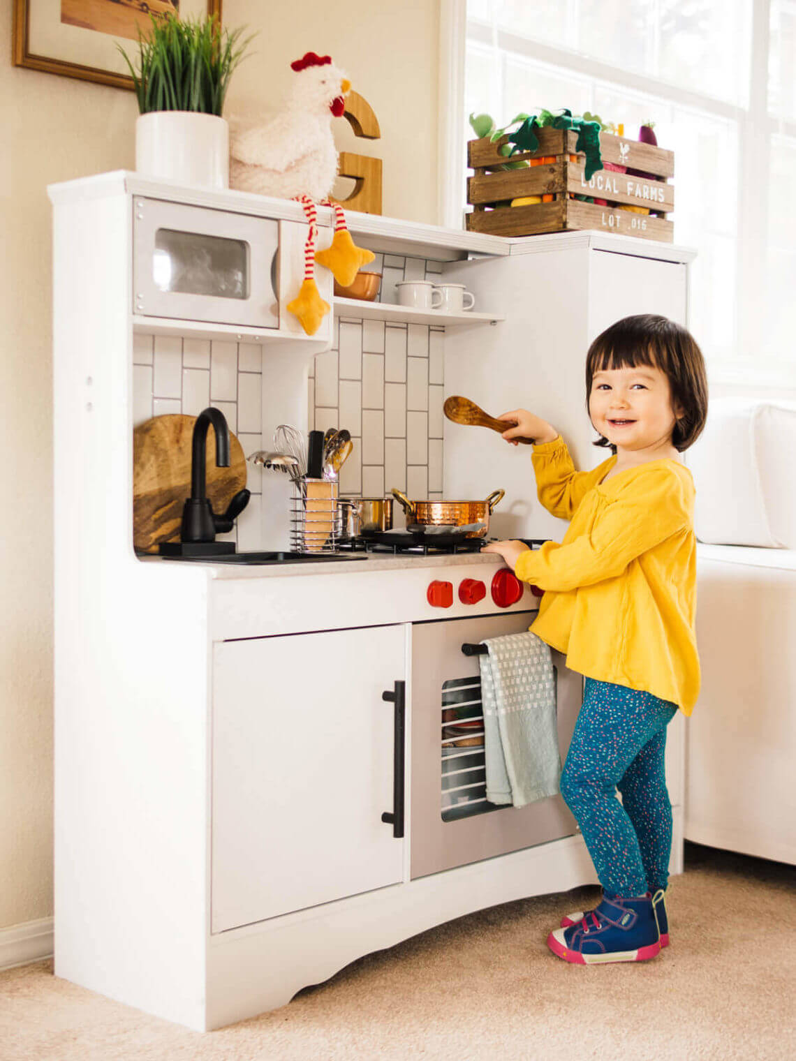 A play kitchen makeover
