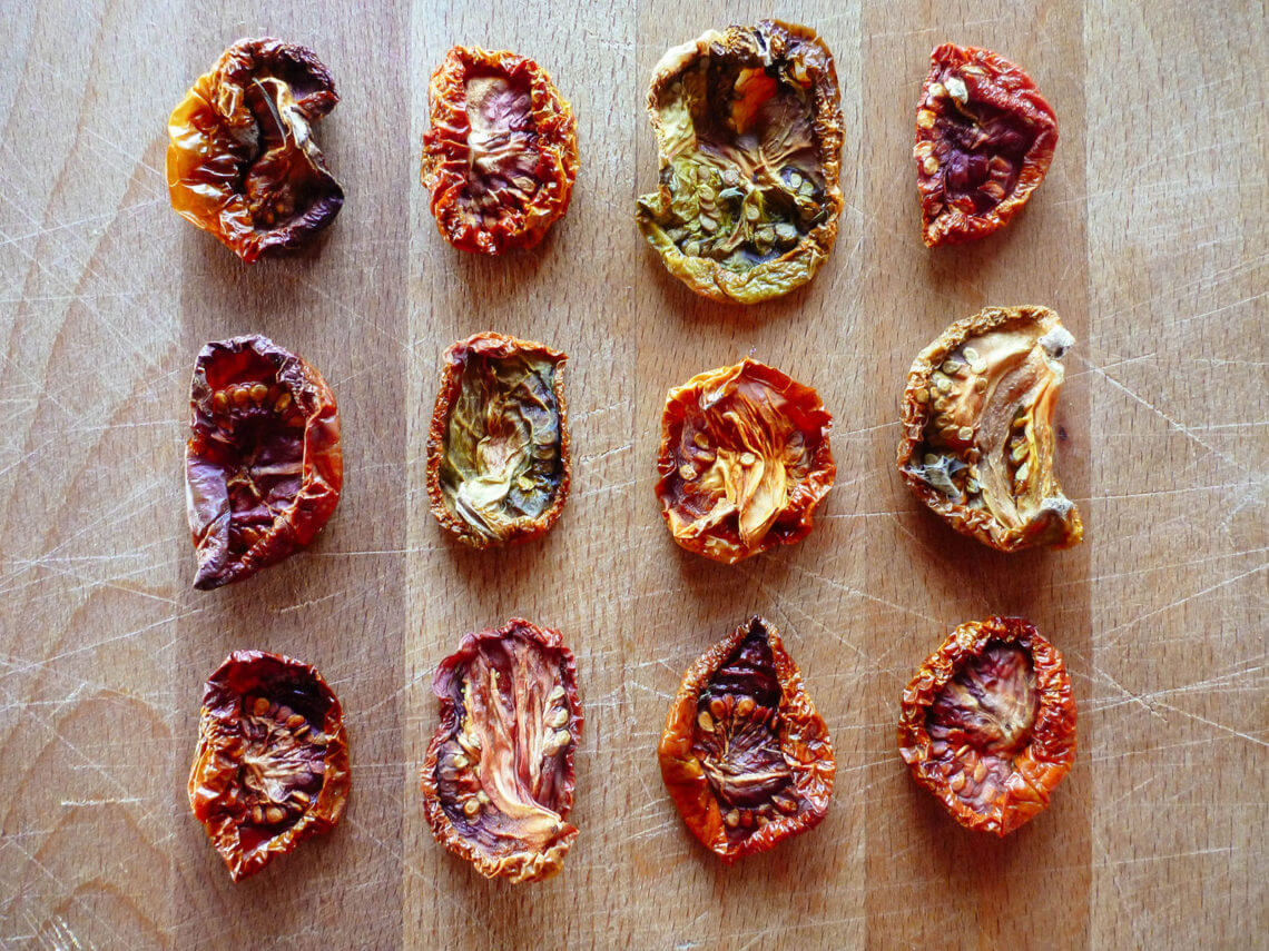How to make sun-dried tomatoes (fast!) in the oven